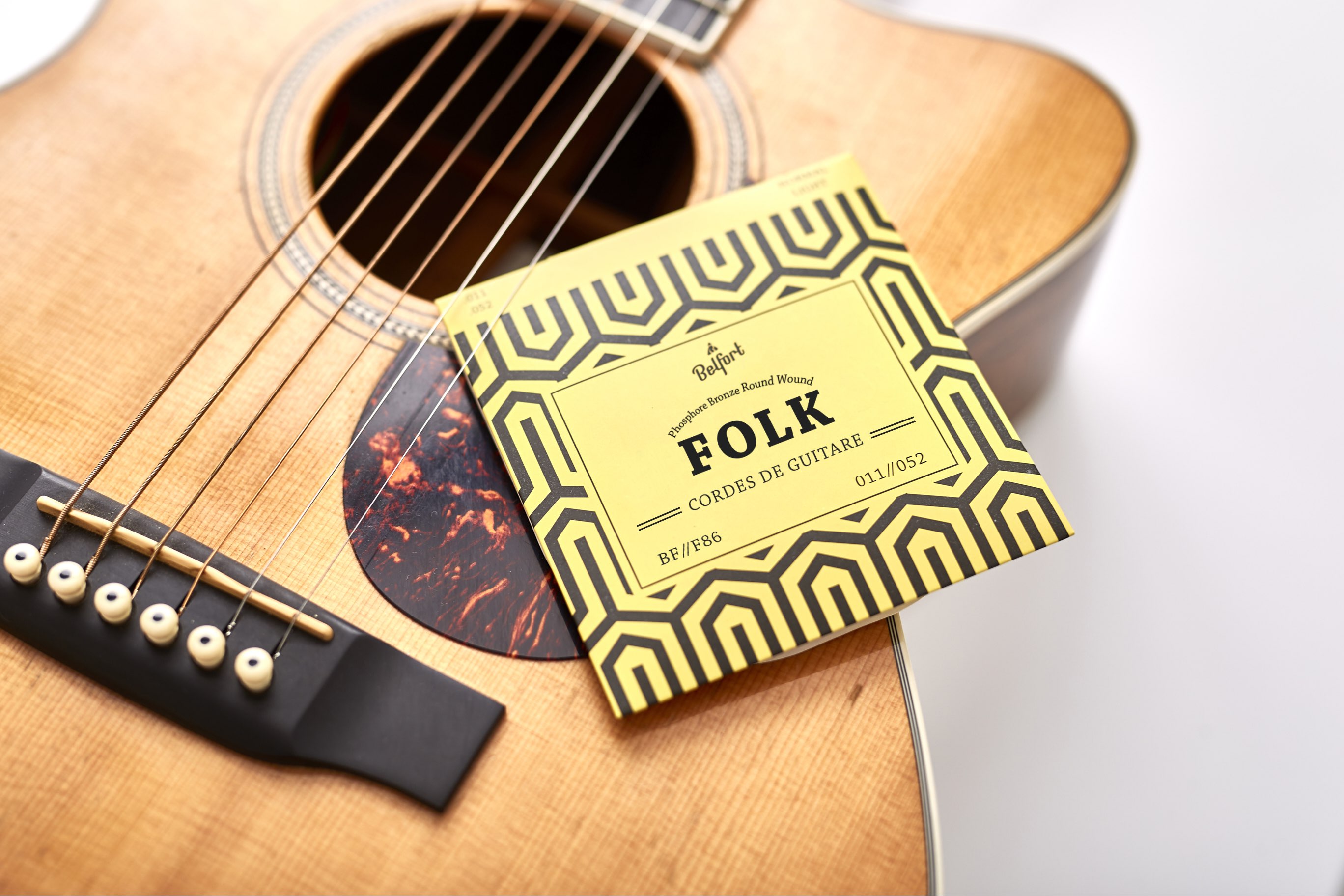 Cordes de guitare pour guitare folk/acoustique